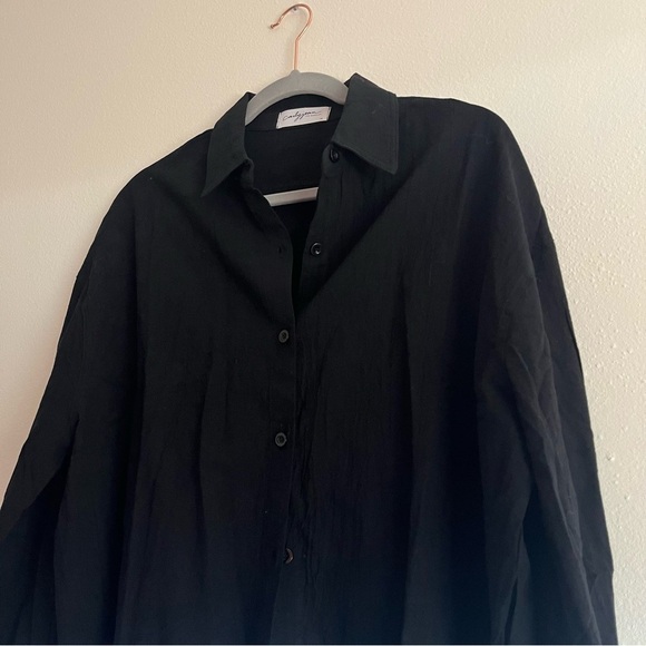 Carly Jean Los Angeles CJLA Casey Button Down Black Blouse Size Medium - Picture 3 of 11